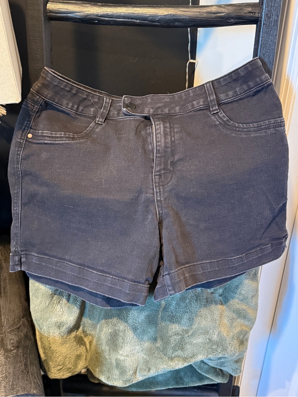 d. jeans Black Denim Women’s Shorts